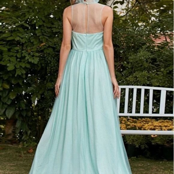 MINT BLUE RUFFLE SHEER STAND COLLAR PREMIUM BRAND AND QUALITY SPECIAL EV… - Picture 2 of 9